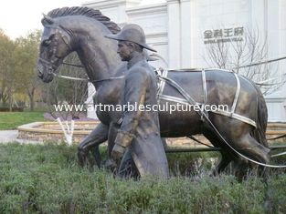 China Escultura de bronze com acabamento de pátina fornecedor