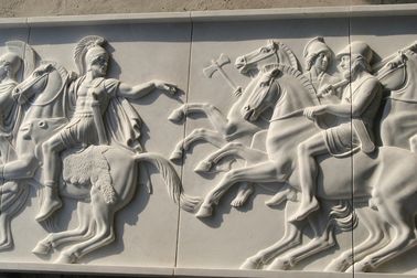 Relevo de mármore branco esculpido à mão / Relevo em pedra de cavalo de guerra fornecedor