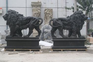 Um par de esculturas de Leões da China fornecedor