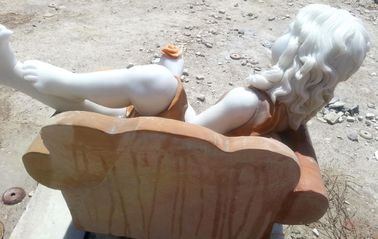 estátua de menina adormecida em cadeira de mármore polido/escultura de pedra natural fornecedor