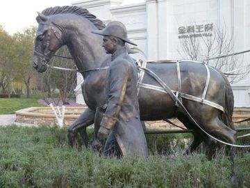 Escultura de bronze com acabamento de pátina fornecedor