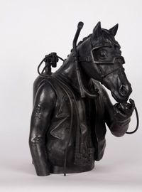 Escultura de bronze com acabamento de pátina fornecedor