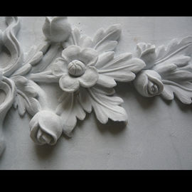 Painéis de entalhe de flores em relevo de parede de pedra de mármore com polimento, fornecedor de escultura de entalhe em pedra da China fornecedor