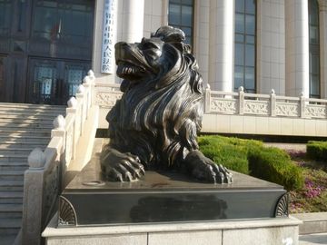 Esculptoria de bronze de leões sentados em exteriores, estátuas de bronze personalizadas, fornecedor de esculturas da China fornecedor