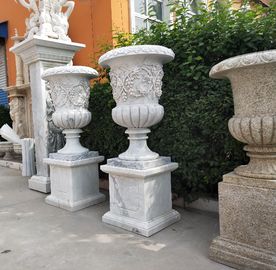 Escultura de vaso de flores esculpida em pedra de mármore para exterior, fornecedor de estátuas de jardim em pedra fornecedor