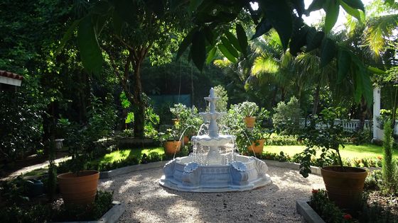 Fonte de água branca de pedra para parque ao ar livre, fonte de água esculpida em mármore branco para jardim, fornecedor de esculturas em pedra da China fornecedor
