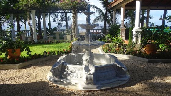 Fonte de água branca de pedra para parque ao ar livre, fonte de água esculpida em mármore branco para jardim, fornecedor de esculturas em pedra da China fornecedor